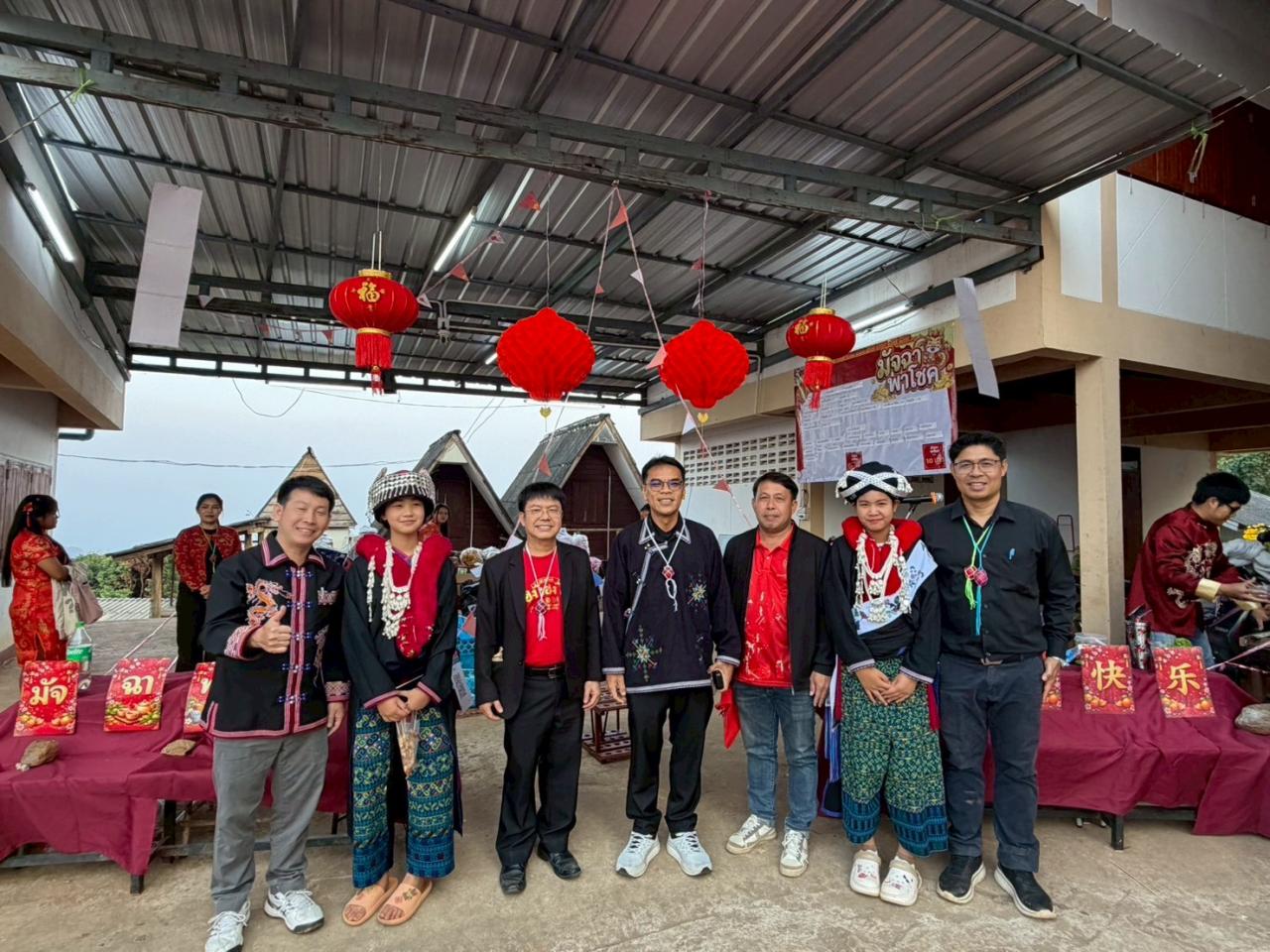 สพป.ลำปาง เขต 1 ร่วมงานวัฒนธรรมประเพณี “ตรุษจีนปีใหม่ไข่แดงอิ้วเมี่ยน ประจำปี 2569”