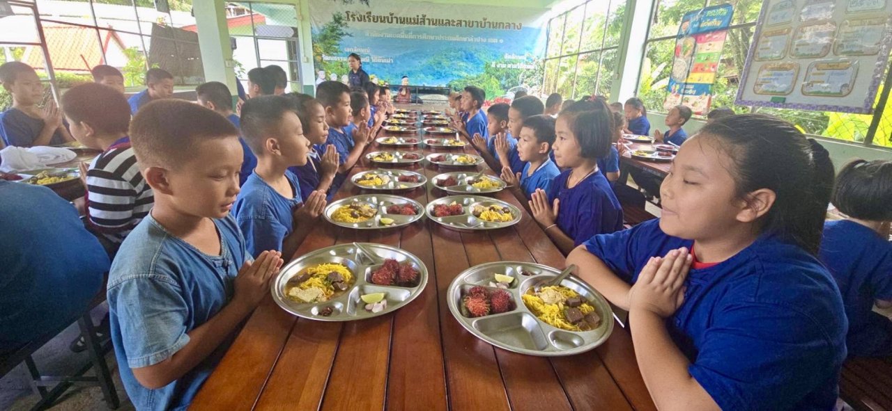สพป.ลำปาง เขต 1 ออกตรวจเยี่ยมสถานศึกษาในสังกัด อำเภอแม่เมาะ
