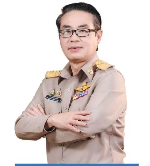 นายสยามรัฐ กุลประดิษฐ์